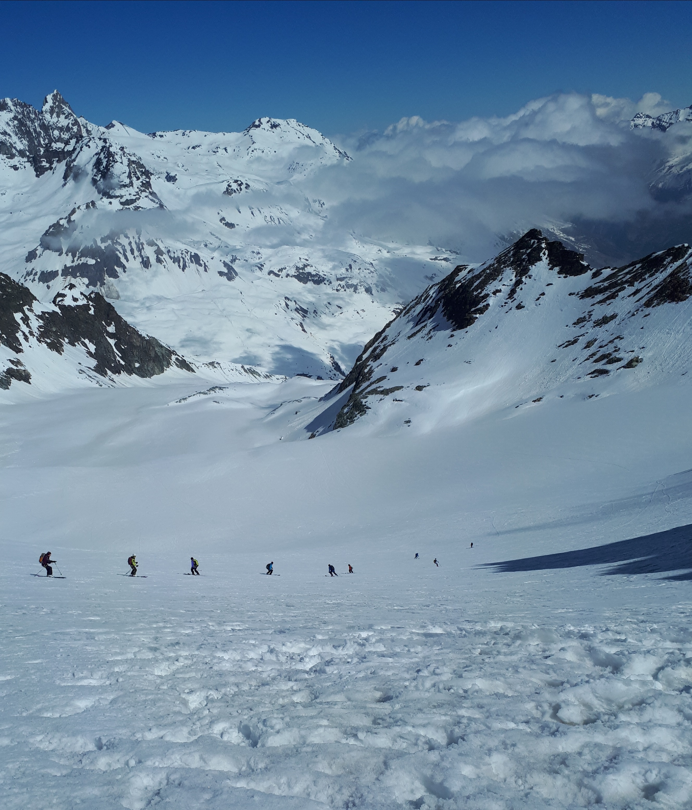 Descente bien disciplinés.