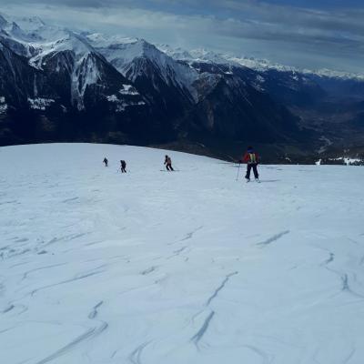 Reco encore de bonnes conditions sur les hauts.