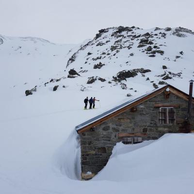 Premier objectif : la Mäderhutte.