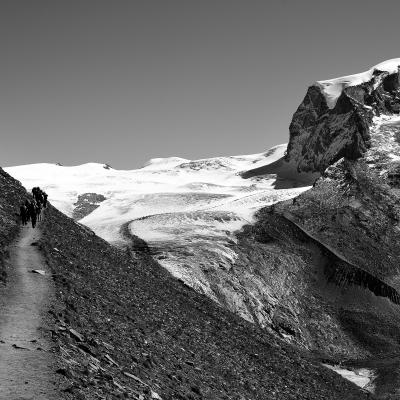 sur la route.