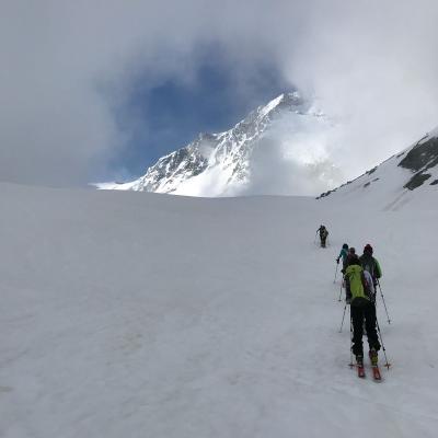 une percée dans le brouillard.